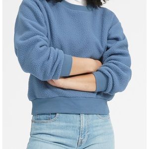 Everlane Renew fleece sweater